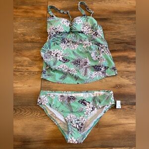 Motherhood Maternity Tropical Floral Tankini in Mint Green NWT!!! Size Medium